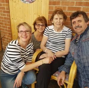 Meet your Posher, Louise